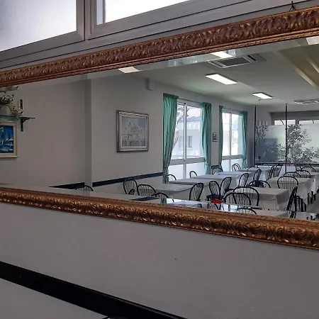 Hotel Caravelle-2